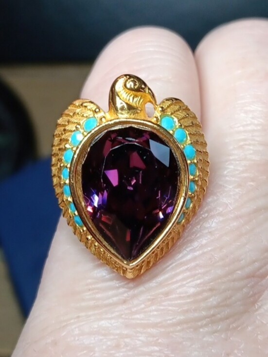 Elizabeth Taylor Jewelry - Elizabeth Taylor Avon Egyptian Falcon Ring